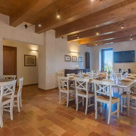 Willa Il Fiore E La Farfalla