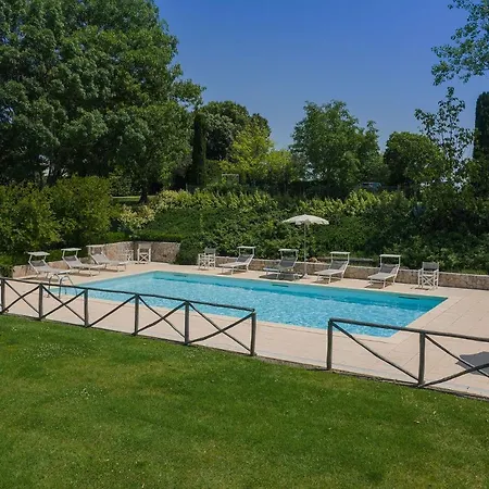 Villa Il Fiore E La Farfalla 14 *