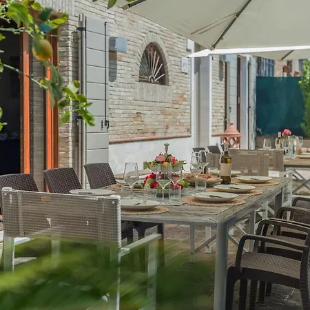 Il Fiore E La Farfalla 14 Villa Pesaro