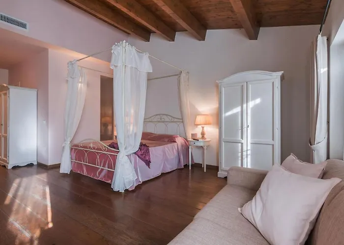 Il Fiore E La Farfalla * Πέζαρο