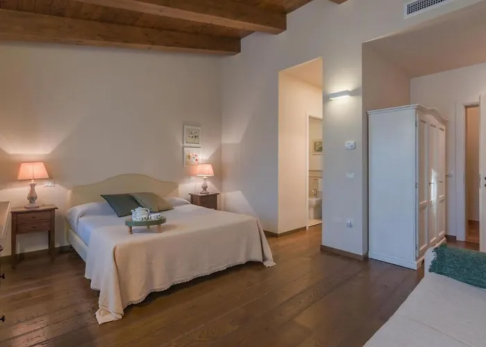 Il Fiore E La Farfalla * Πέζαρο