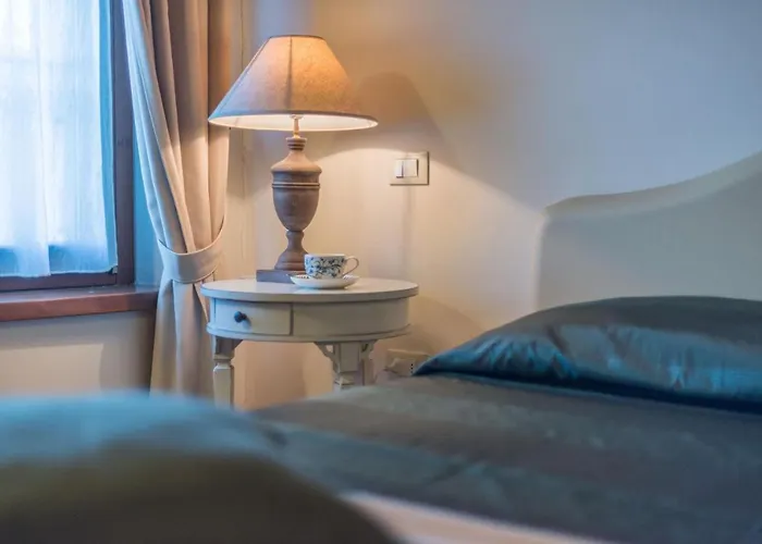 Il Fiore E La Farfalla Βίλα Πέζαρο